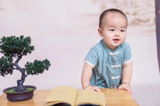 中卫宝宝脸上小白点